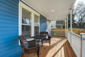 Downtown Getaway - Balcony - King Beds